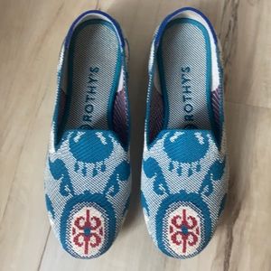 ✨RARE EUC Rothy’s Moroccan Teal size 7.5✨